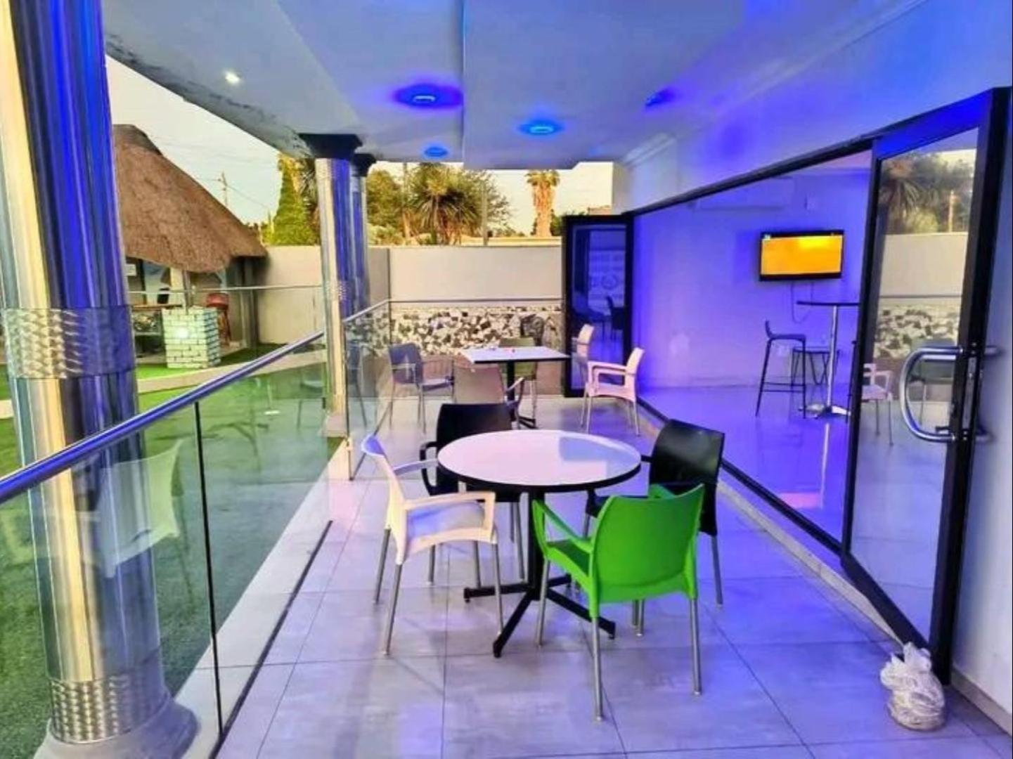 Lifestyle Lodge Hotel Vereeniging Buitenkant foto