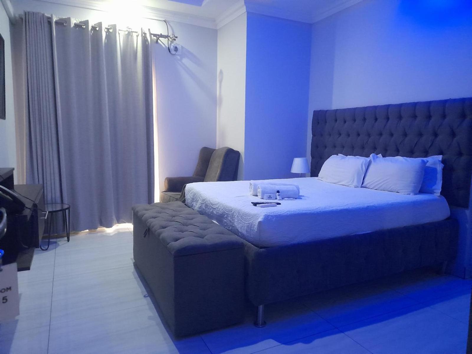 Lifestyle Lodge Hotel Vereeniging Kamer foto